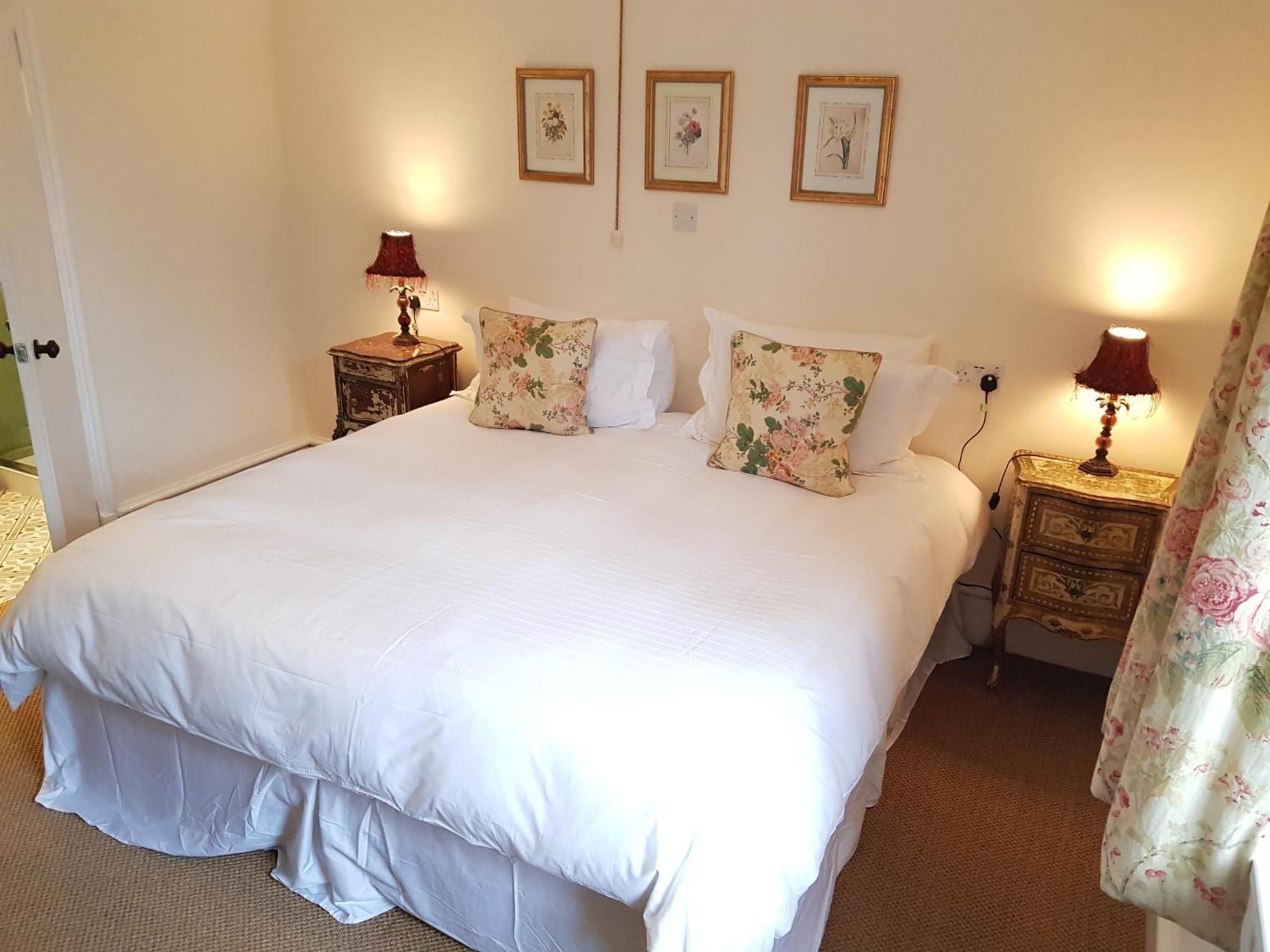 Cambus O' May Traditional Highland Hotel Балатър Стая снимка