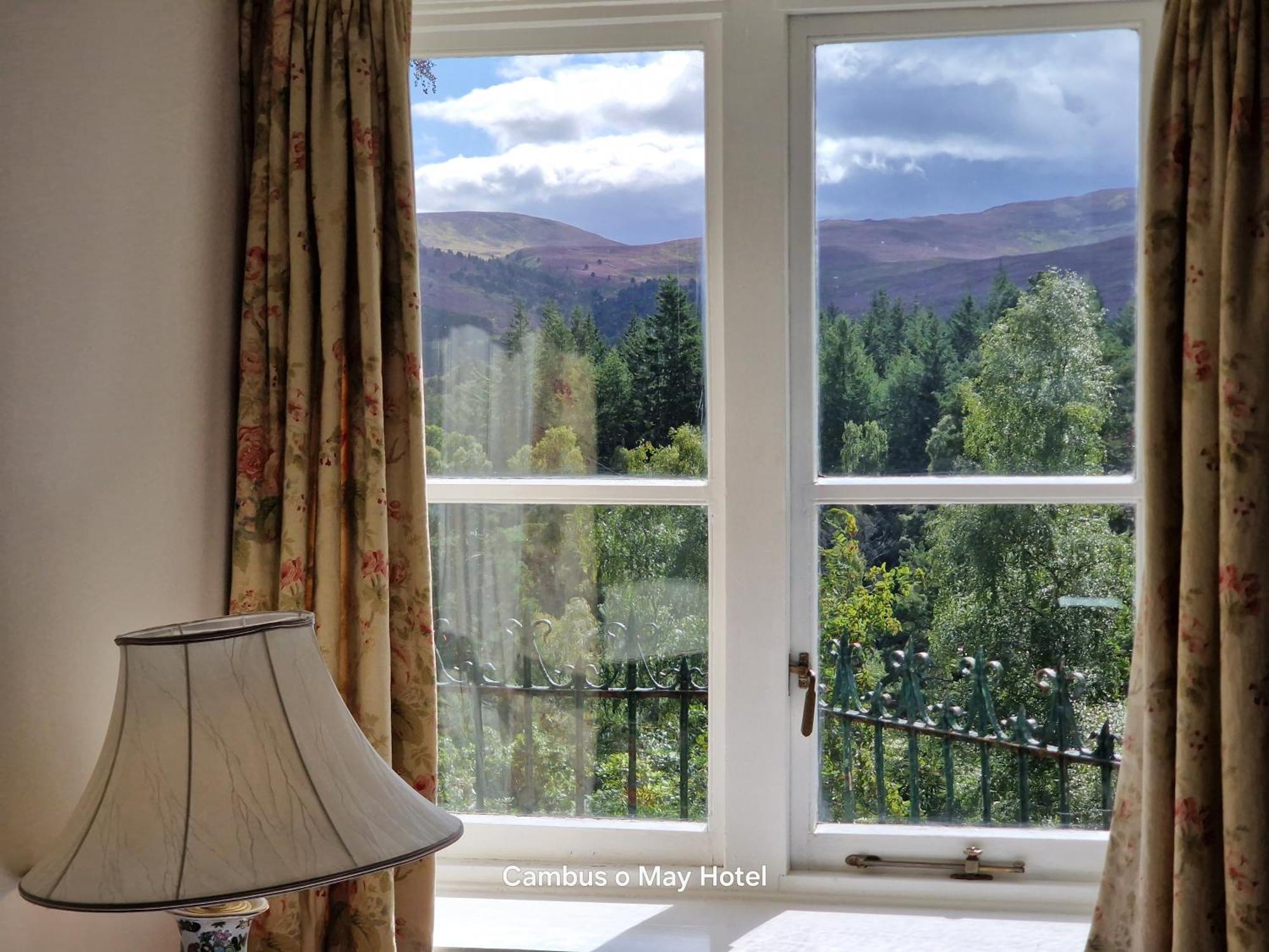 Cambus O' May Traditional Highland Hotel Балатър Екстериор снимка