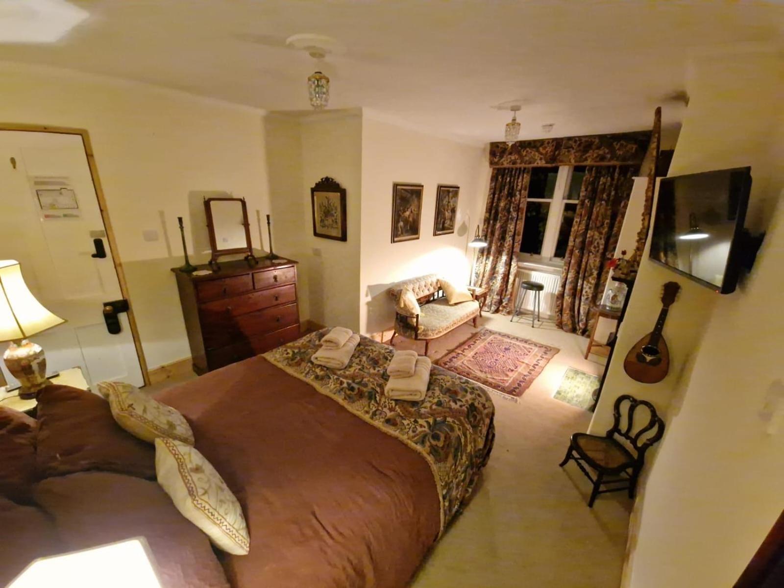 Cambus O' May Traditional Highland Hotel Балатър Екстериор снимка